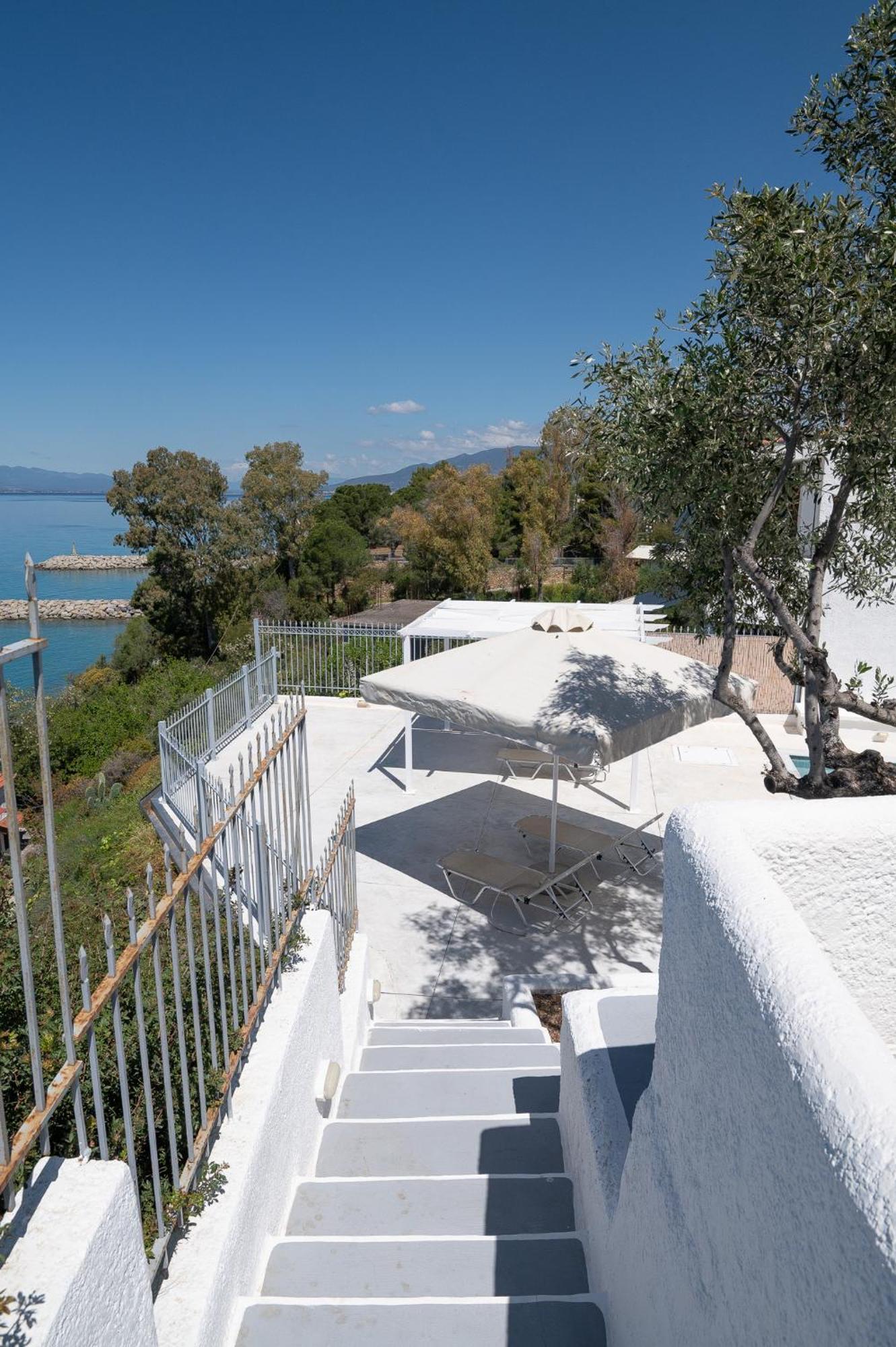 Pouletis Family Apartments - Akroyali Seaview Getaways Kalamata Exteriér fotografie
