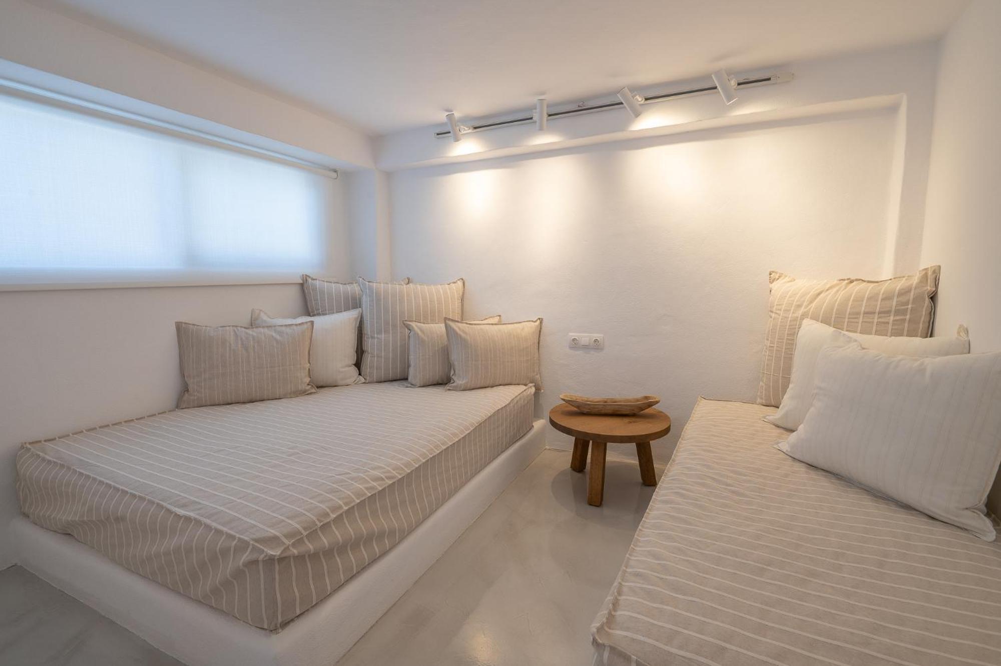 Pouletis Family Apartments - Akroyali Seaview Getaways Kalamata Exteriér fotografie