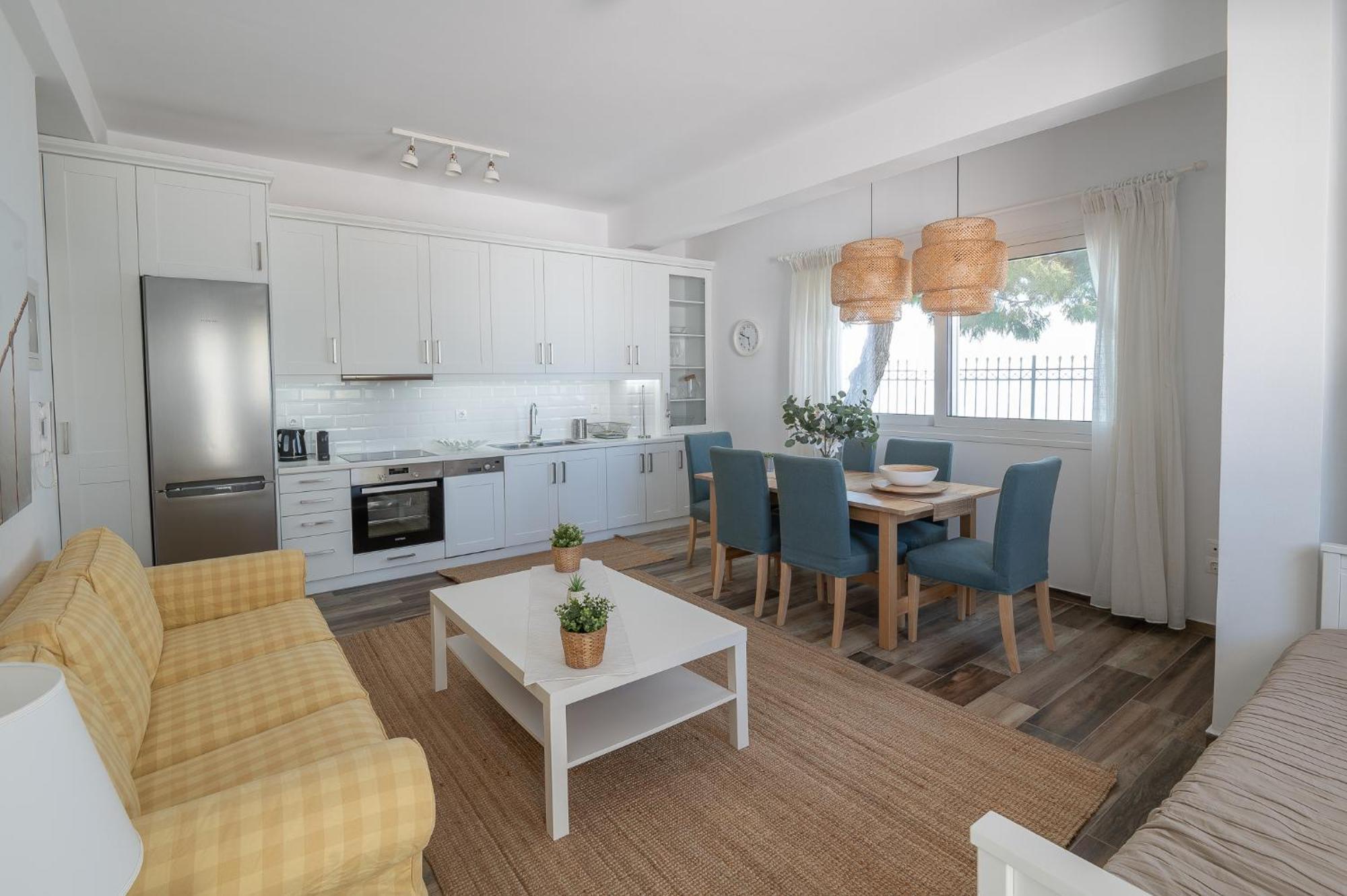 Pouletis Family Apartments - Akroyali Seaview Getaways Kalamata Exteriér fotografie