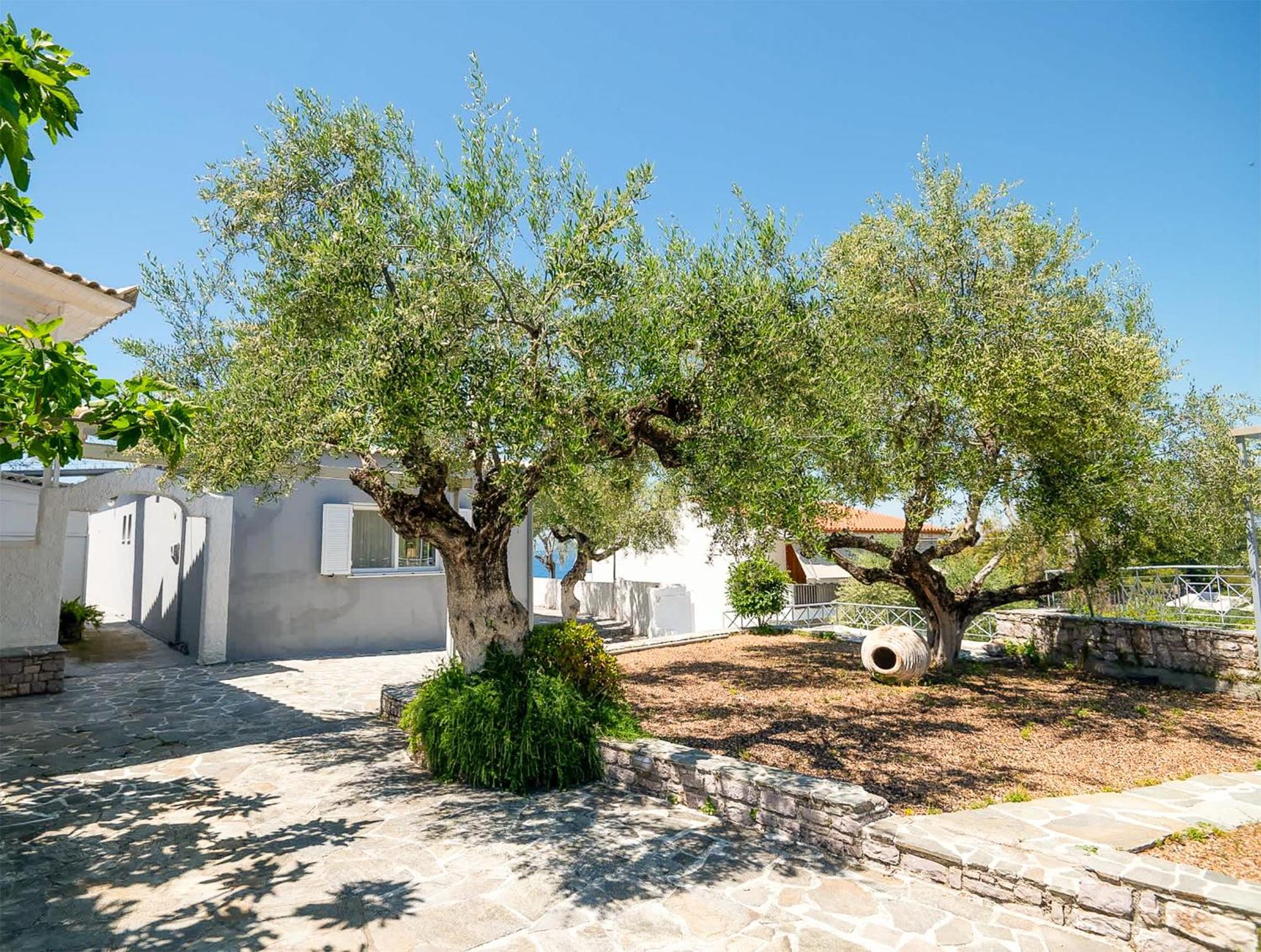Pouletis Family Apartments - Akroyali Seaview Getaways Kalamata Exteriér fotografie